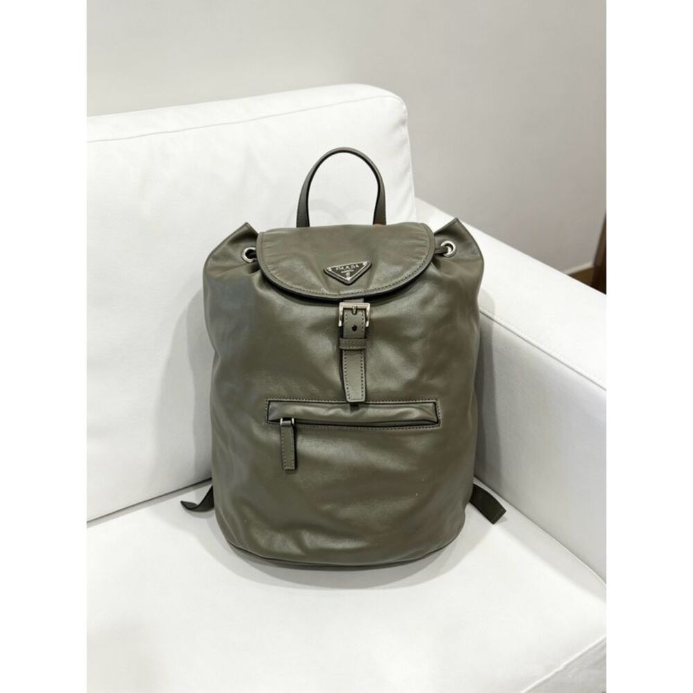 Prada Women Pre-Loved Bag Very Good Condition